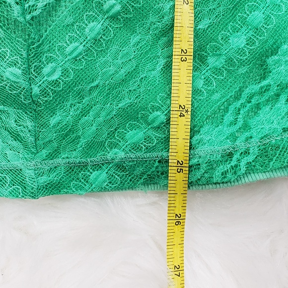 SOLD-AEO Tank Top Lace Back Size XS - Picture 8 of 8